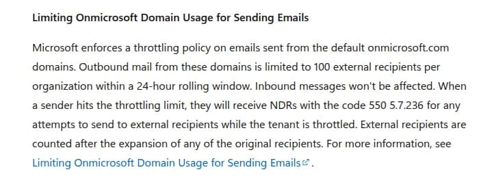 Microsoft Learnの画面。Limiting Onmicrosoft Domain Usage for Sending Emailsの見出しと、既定のonmicrosoft.comドメインからの社外への送信は組織ごとに24時間で100件の宛先まで、受信は影響しない、制限時はNDR 550 5.7.236が返るという英語の説明