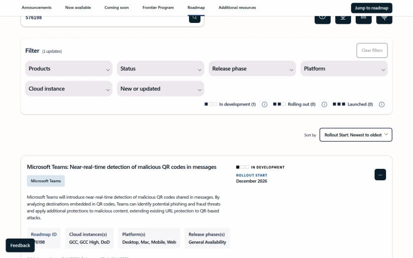 Microsoft 365ロードマップの項目の画面。見出しは「Microsoft Teams: Near-real-time detection of malicious QR codes in messages」、状態はIn development、Rollout startはDecember 2026。説明文に、Teamsがメッセージ内で共有されたQRコードの遷移先を解析し、フィッシングや詐欺のおそれを見つけて追加の保護を適用し、既存のURL保護をQRコードへ拡張すると書かれている。Roadmap ID 576198、Platformはデスクトップ・Mac・モバイル・Web
